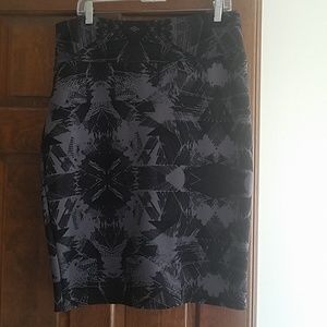 LuLaRoe XL Cassie skirt